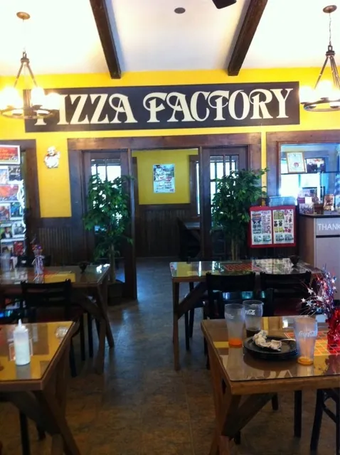 Pizza Factory Inside Usamenuprices.webp