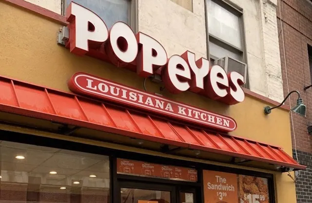 Front of Popeyes